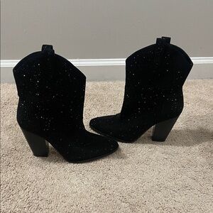Black Ankle Boots embellished with delicate rhinestones